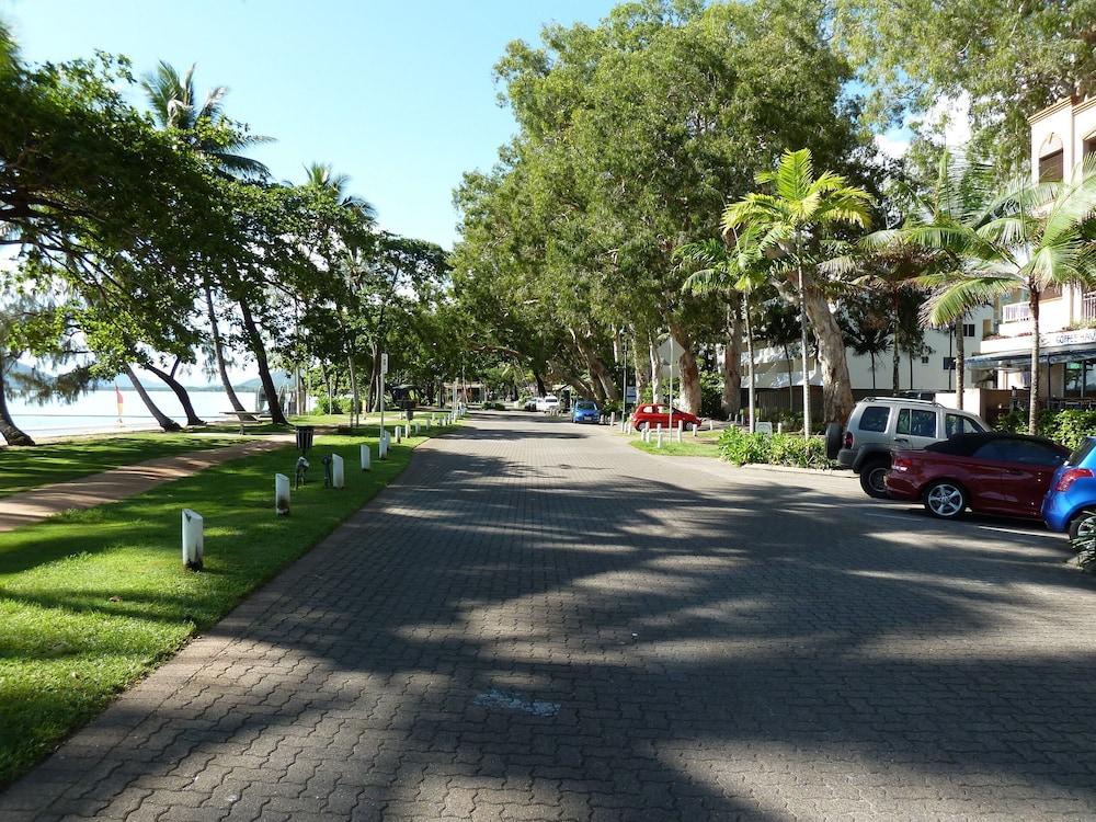 Palm Cove Tropic Apartments Kültér fotó